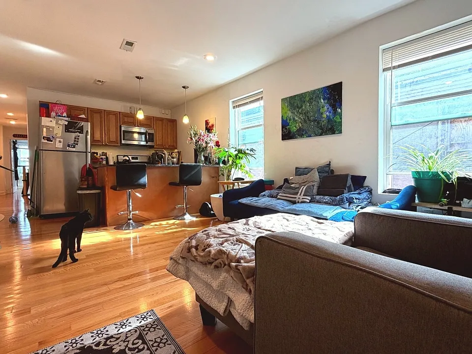 1531 W Girard Ave #3R