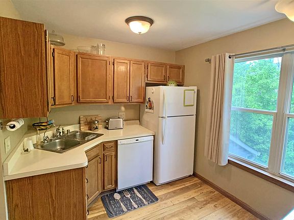 2nd image of 5345 Country Club Ln