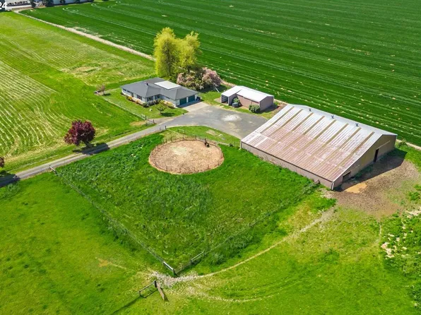 29651 S Barlow Rd, Canby, OR 97013