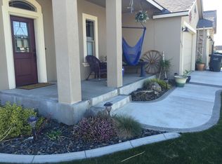 6312 Turf Paradise Dr, Pasco, WA
