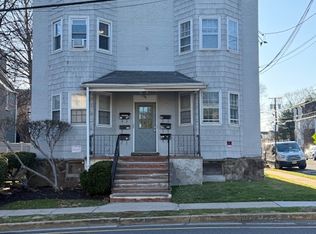 9 Cedar St APT 3R, Garwood, NJ 07027