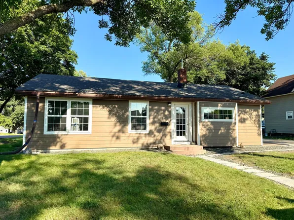 131 N Drury St, Redwood Falls, MN 56283