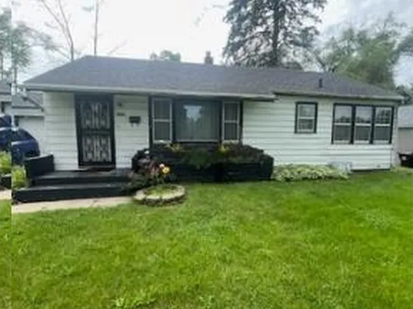 2215 S Holland St, Rockford, IL 61102
