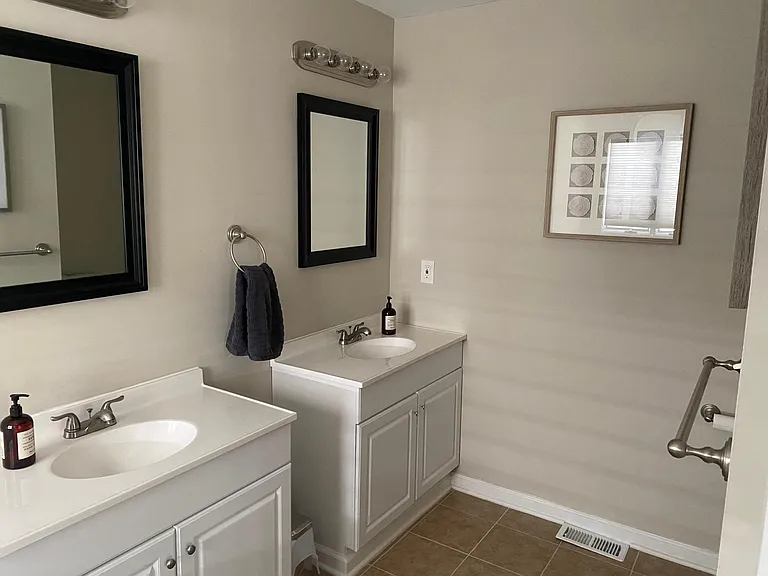 21 Bayside Ct — Photo 15