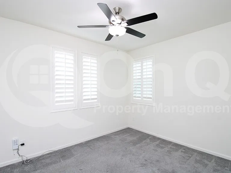 231 E Wisteria Dr — Photo 13