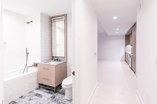 Rented by Lavenue Group Inc | media 14