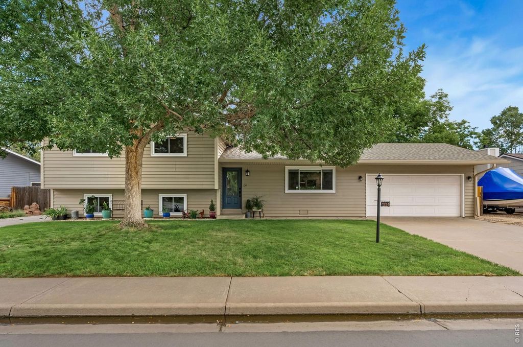 1554 Melissa Dr