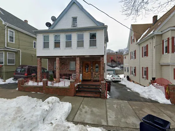 21 Lexington St #1, Everett, MA 02149
