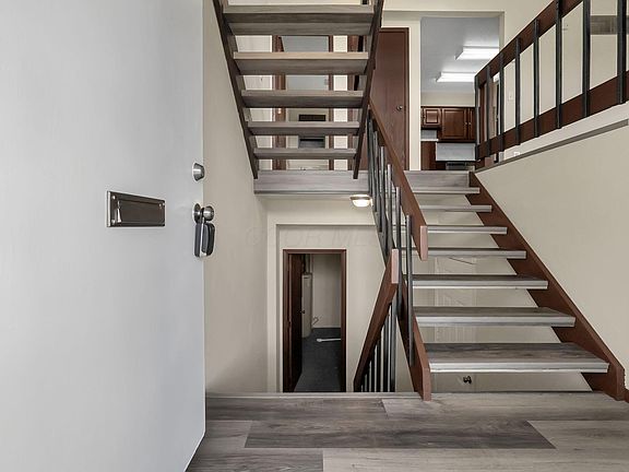 5th image of 2153 Olympic St