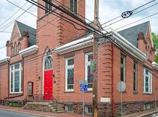 118 Vine St, Harrisburg, PA 17104