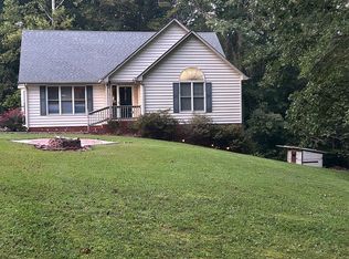 1148 N Terrys Bridge Rd, Halifax, VA 24558