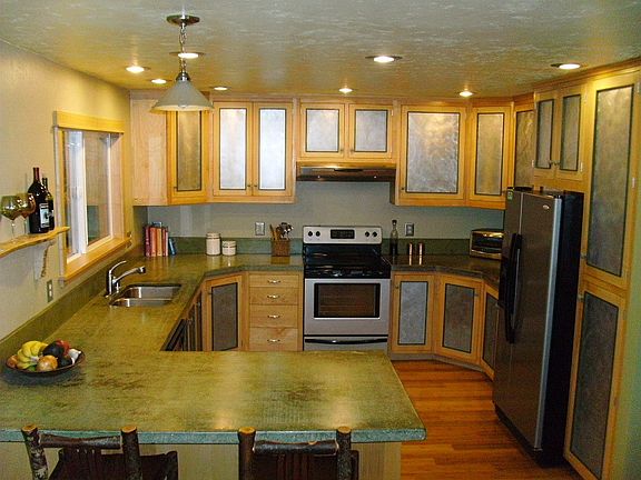 3rd image of 36990 Madrona Blvd NE