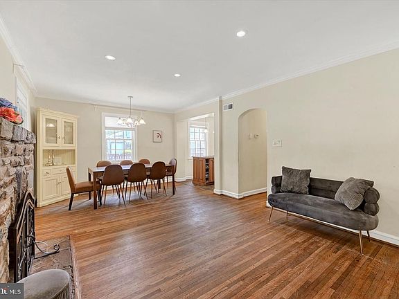 4th image of 6214 Cross Country Blvd