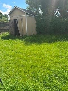 5th image of 1925 Alvar St