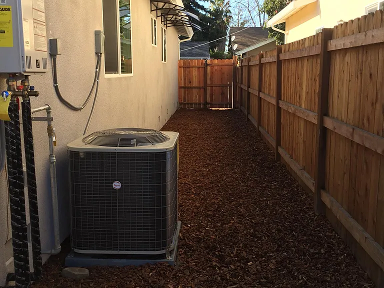 374 Raymond Ave — Photo 18
