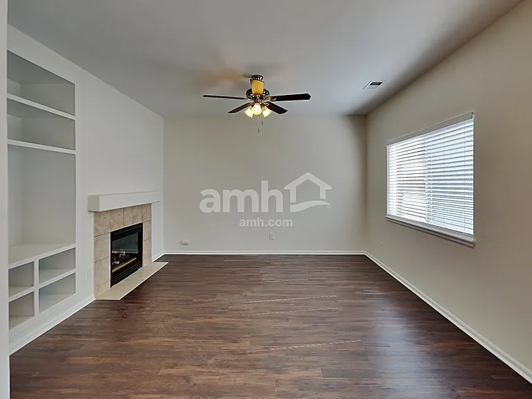 19506 E Bellisario Creek Dr — Photo 7