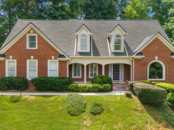 5873 Millstone Ln, Stone Mountain, GA 30087