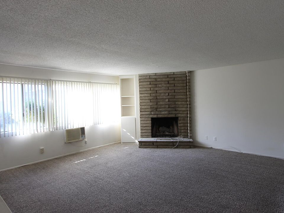 1st image of 3496 Columbia Dr
