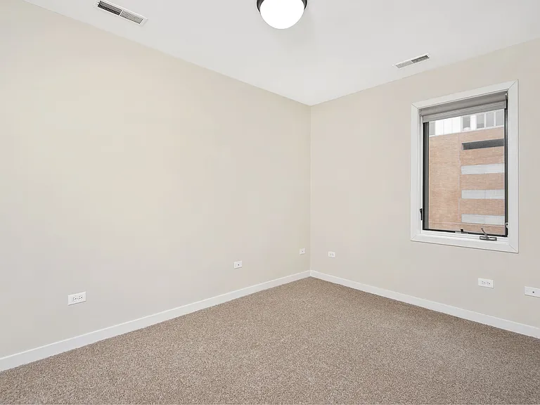 Oak Park Place — Photo 16