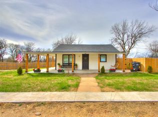 103 NE 3rd St, Lexington, OK 73051