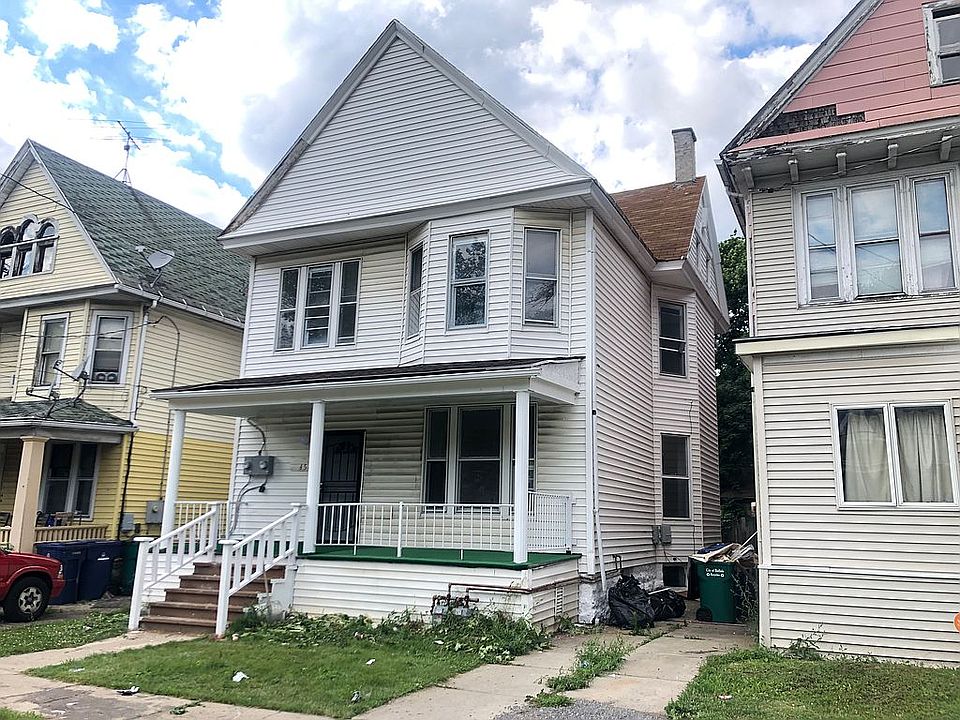1st image of 458 Northampton St