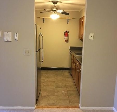 5th image of 730 Mill St Unit F5