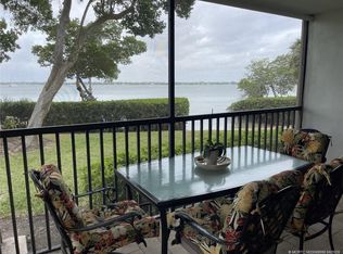 264 NE Edgewater Dr APT 102, Stuart, FL 34996