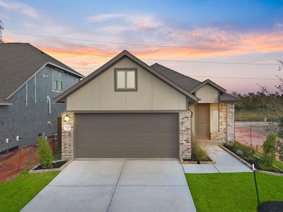 1st image of 13219 Padre Bay Ln