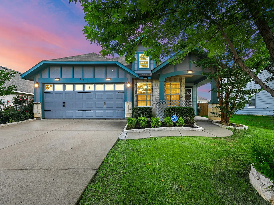 233 Chalk Mountain Dr