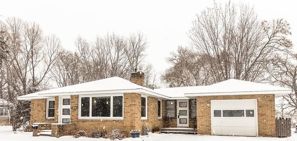 1st image of 4728 Stewart Ave