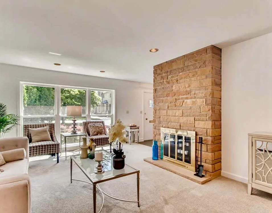 4 bed, 2700 sqft, $6,700 — Photo 2