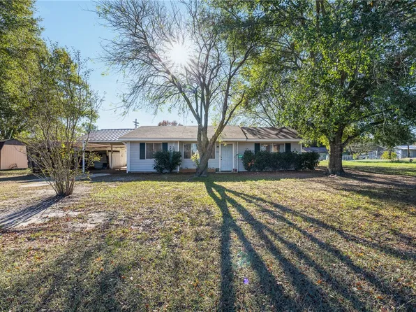 306 Poor Farm Rd, Caldwell, TX 77836