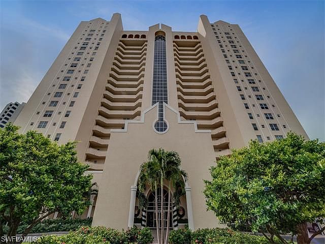 1st image of 5550 Heron Point Dr APT 2001