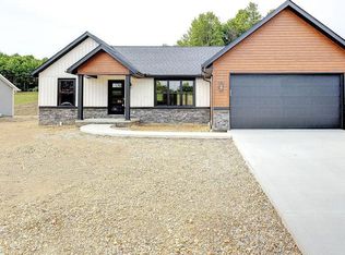 196 Plymouth Rd, Mount Vernon, OH 43050