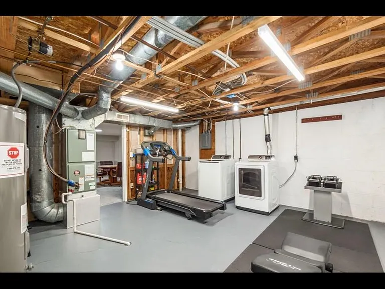 Stone Lake Dr — Photo 10