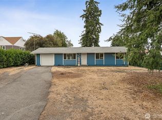 9008 Wildwood Avenue SW, Lakewood, WA 98498