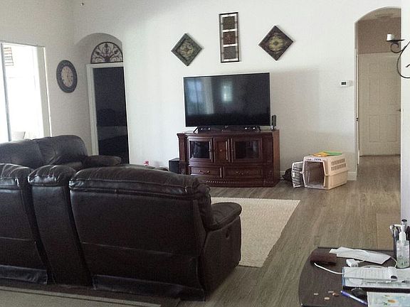 5th image of 5528 Belle Terre Dr