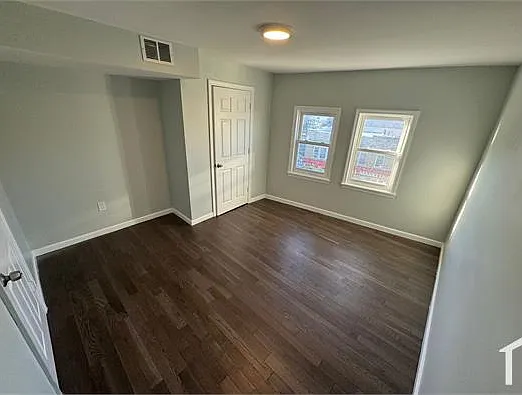 675 Summer Ave #3 — Photo 4