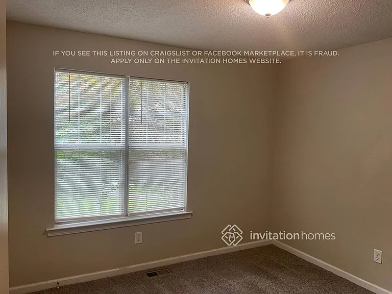 109 Childers Rd — Photo 13