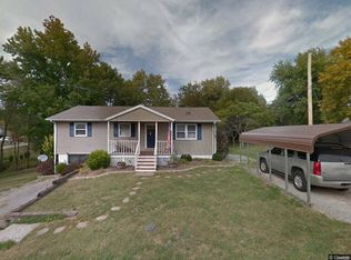 805 Rotary St, Gillespie, IL 62033