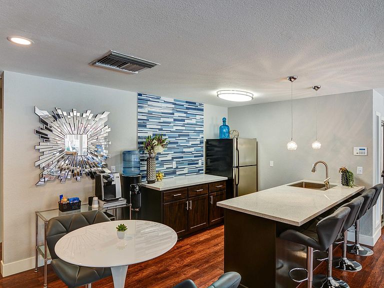 Portofino Apartment Homes Apartment Rentals Pittsburg