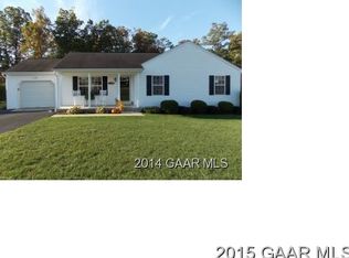 71 Woodside Dr, Waynesboro, VA 22980