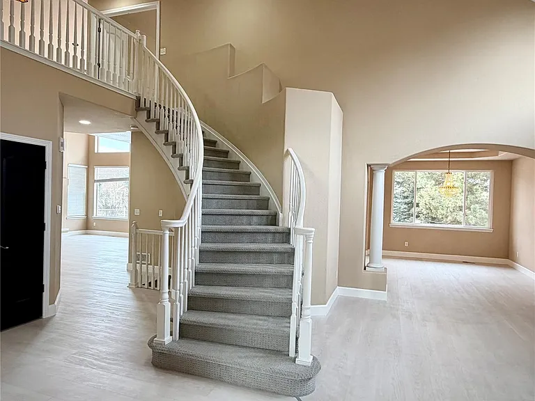 22163 E Rowland Pl — Photo 3