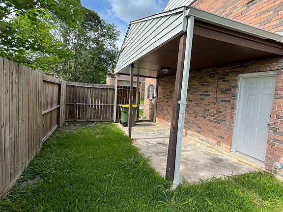 2nd image of 4606 Orange Cir N
