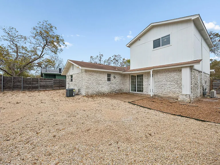 8505 Spearman Dr — Photo 18