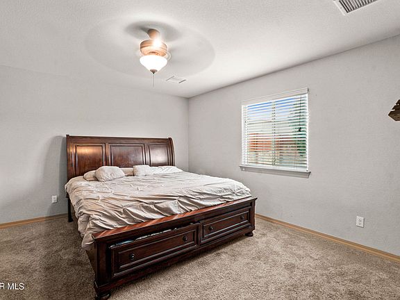 3rd image of 3864 Loma Brisa Dr