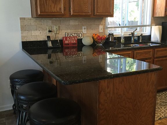 Perfect seats for kiddos! 