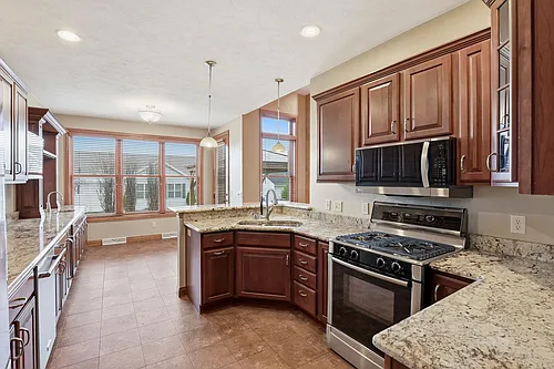1892 N Sunrise Ln Photo 1