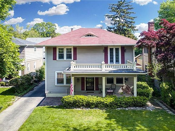 2nd image of 49 Wisteria Dr