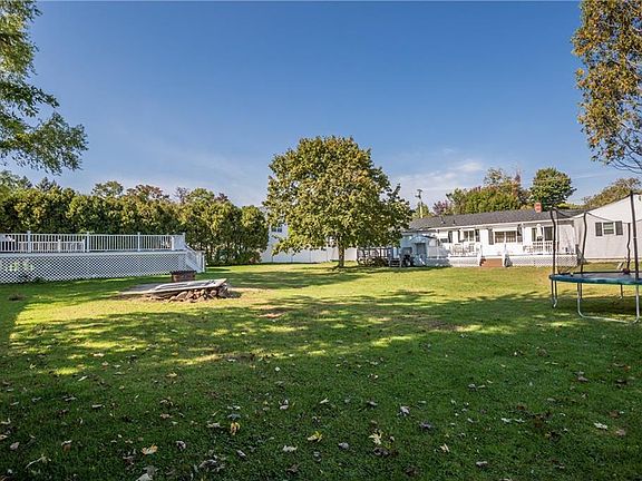 4th image of 327 Simmonsville Ave